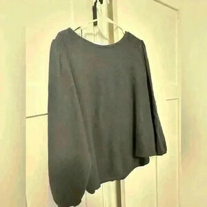 EUC LC Petite long sleeve top with shoulder and back detail